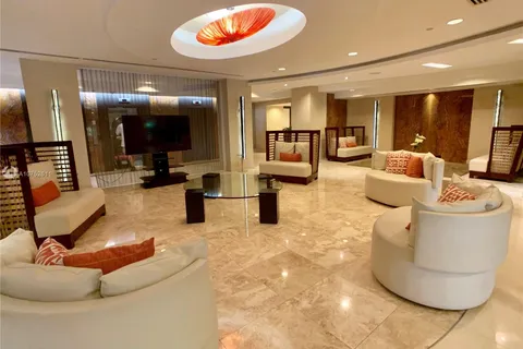 2555 Collins Ave # 1609, Miami Beach FL 33140