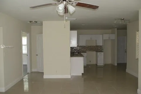 1741 NW 7th Ave, Fort Lauderdale FL 33311