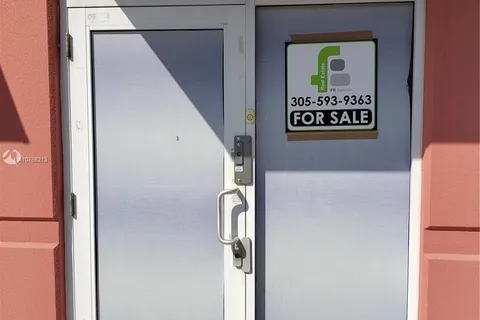 6030 NW 99th Ave # 401, Doral FL 33178