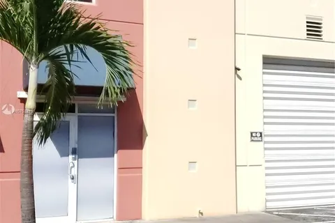 6030 NW 99th Ave # 401, Doral FL 33178