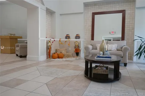 50 Menores Ave # 612, Coral Gables FL 33134