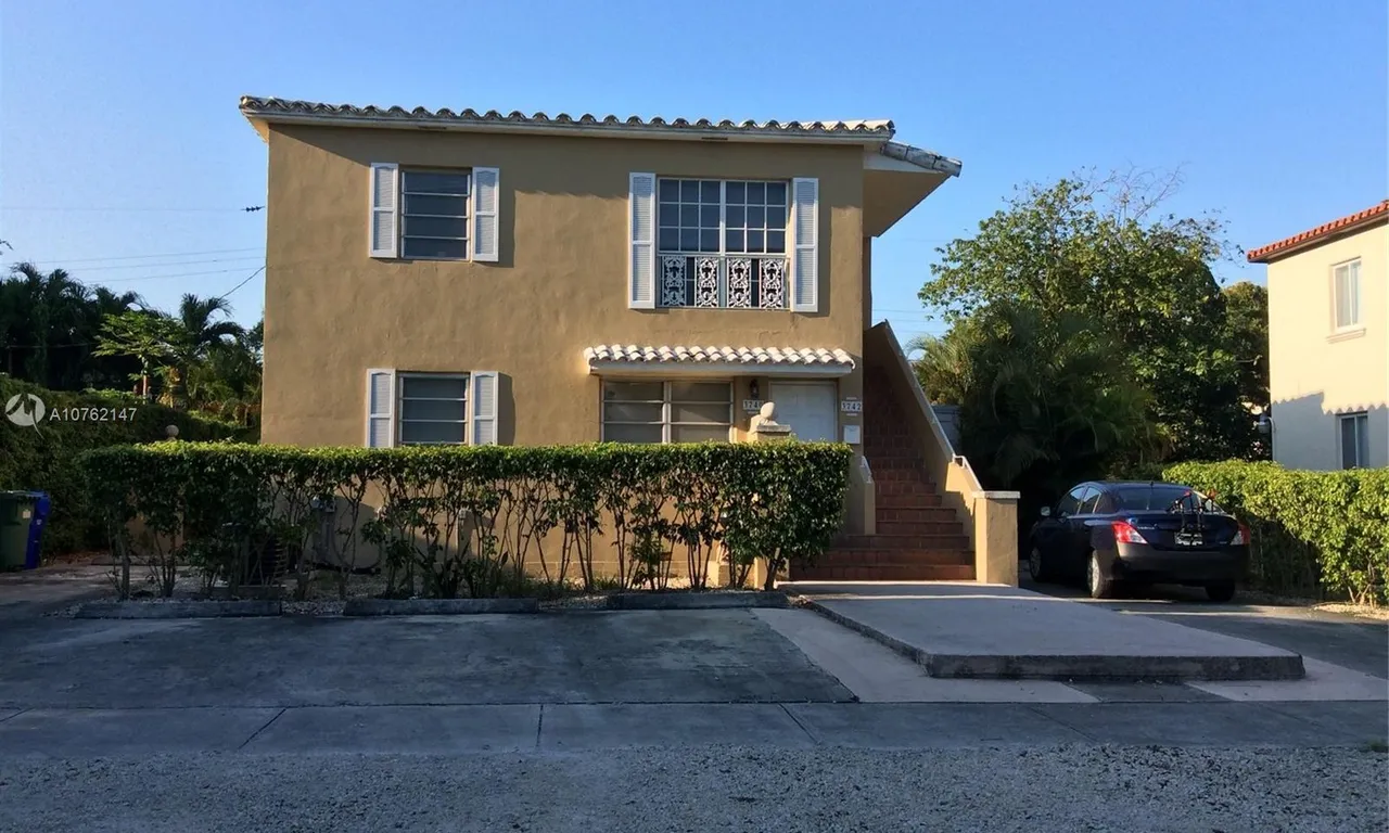 3740 SW 26th Ter # 2, Miami FL 33134