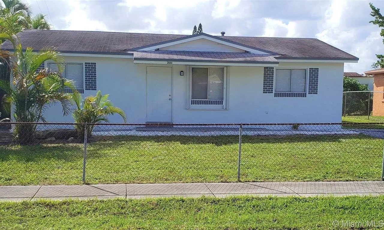 2644 NW 24th st., Fort Lauderdale FL 33311
