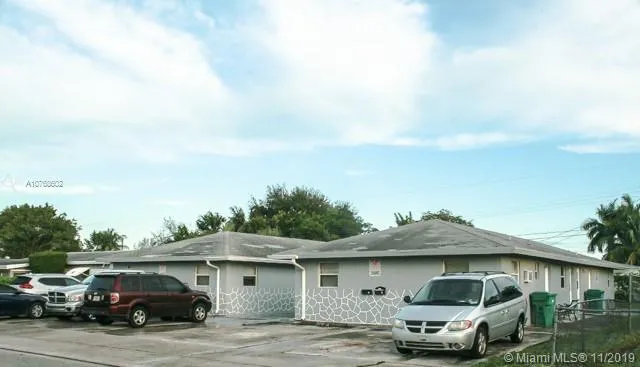 1634 W 9th St, Riviera Beach FL 33404