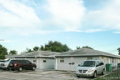 1634 W 9th St, Riviera Beach FL 33404