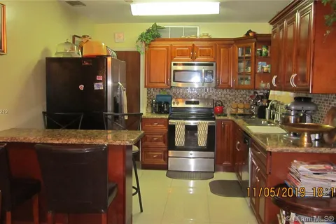 7511 Miramar Blvd, Miramar FL 33023
