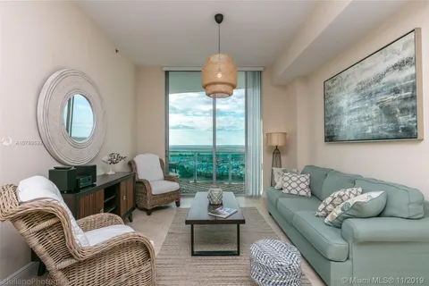 2681 N Flamingo Rd # 2705S, Sunrise FL 33323