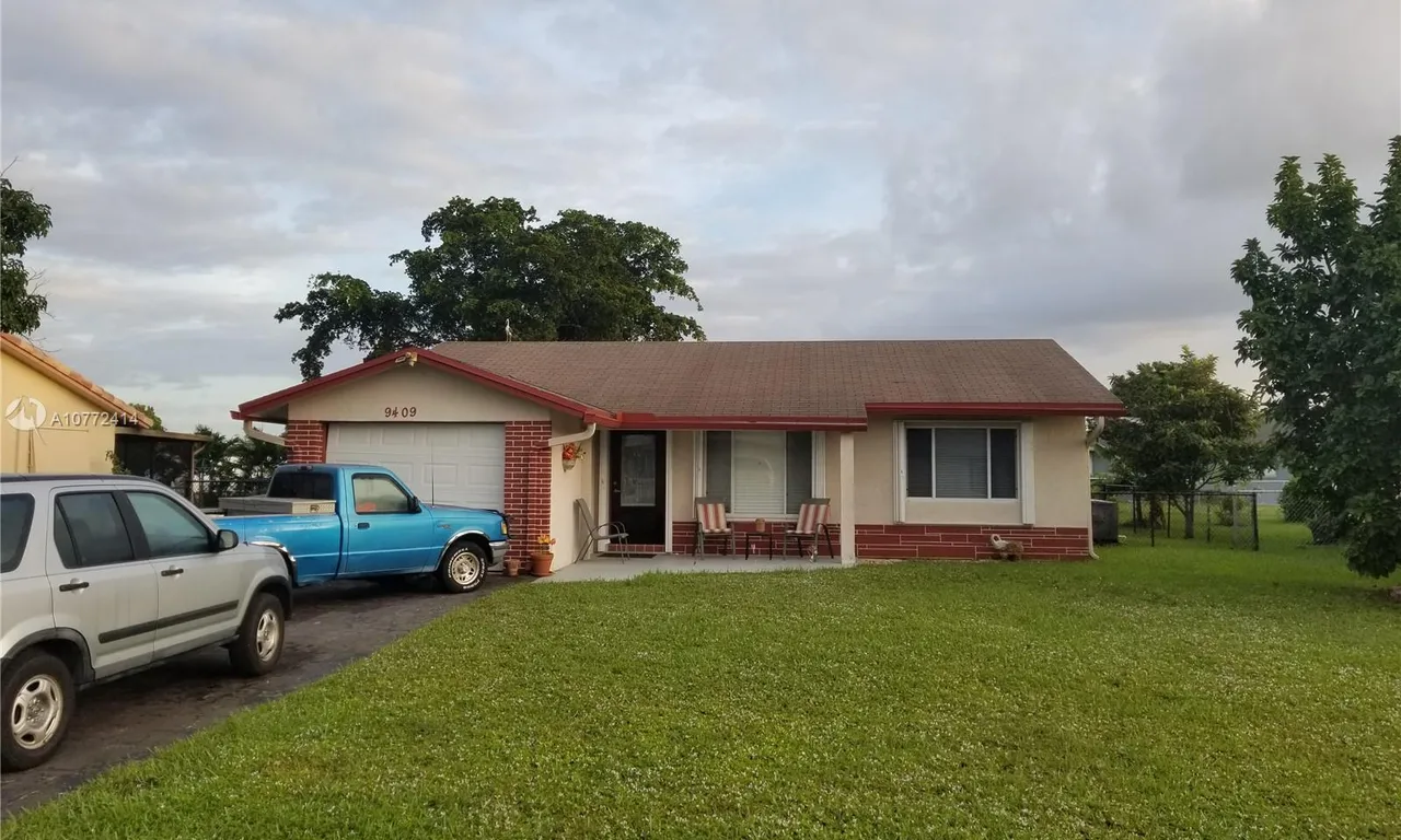 9409 NW 81st Ct, Tamarac FL 33321