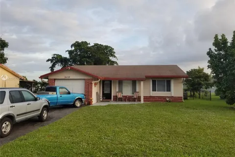 9409 NW 81st Ct, Tamarac FL 33321