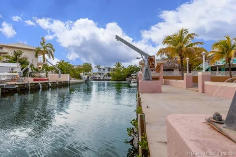 107 Ocean Shores Dr, Key Largo FL 33037