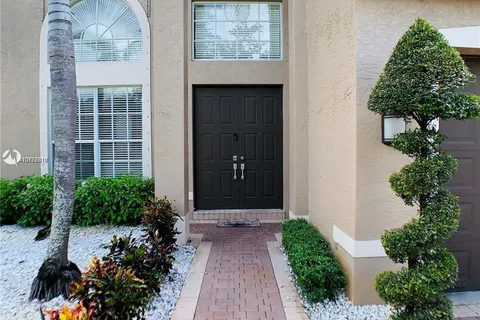 18572 SW 55th St, Miramar FL 33029