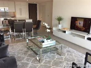68 SE 6th St # 3910, Miami FL 33131