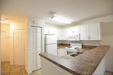 4066 Oak Landing # 4066, Davie FL 33314