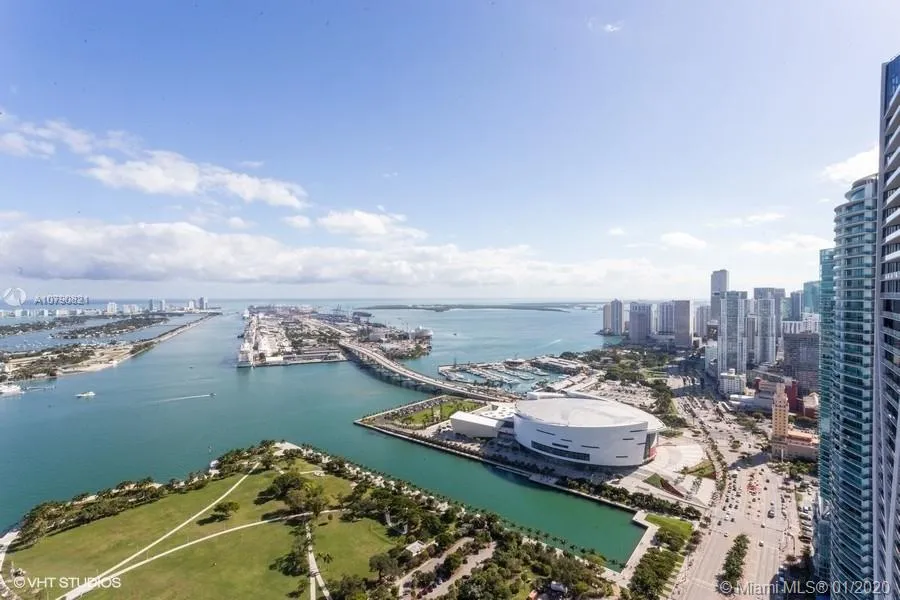 1100 Biscayne Blvd # 5204, Miami FL 33132