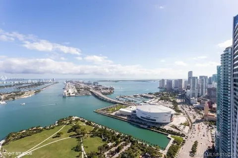 1100 Biscayne Blvd # 5204, Miami FL 33132