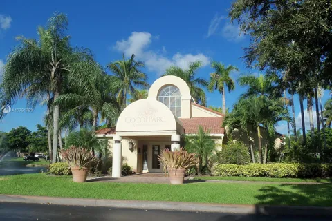 811 Lyons Rd # 20201, Coconut Creek FL 33063