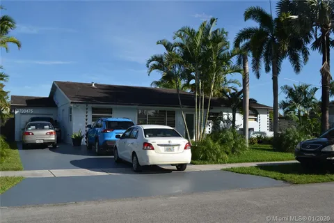 7251 SW 137th Ct, Miami FL 33183