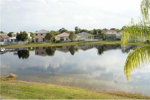 3816 San Simeon Cir # 3816, Weston FL 33331