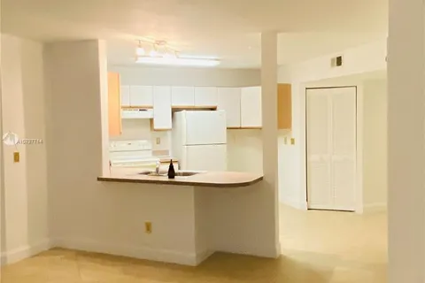4035 W Mcnab Rd # F110, Pompano Beach FL 33069