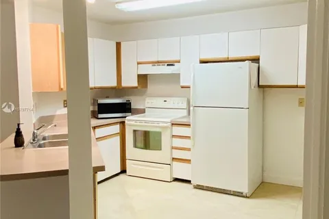 4035 W Mcnab Rd # F110, Pompano Beach FL 33069
