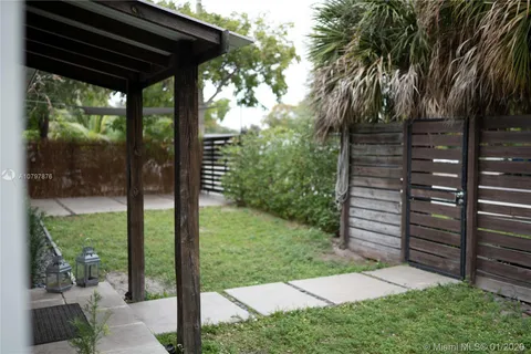 5438 NW 6th Ave # 5438, Miami FL 33127