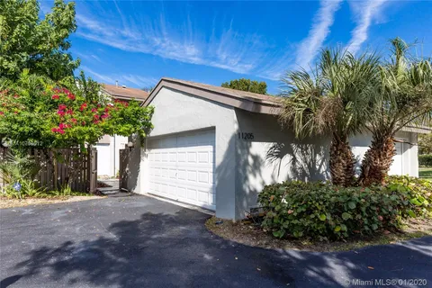 11205 SW 112th St # 11205, Miami FL 33176