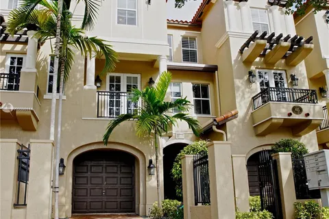 615 Santander Ave # B, Coral Gables FL 33134