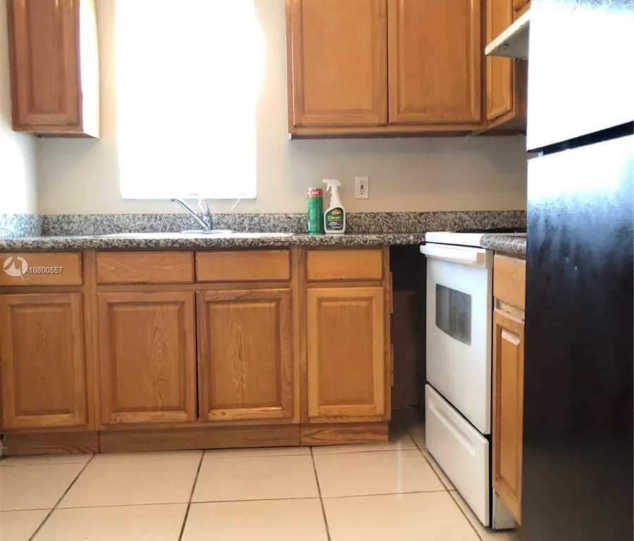 4160 NW 21st St # A, Lauderhill FL 33313