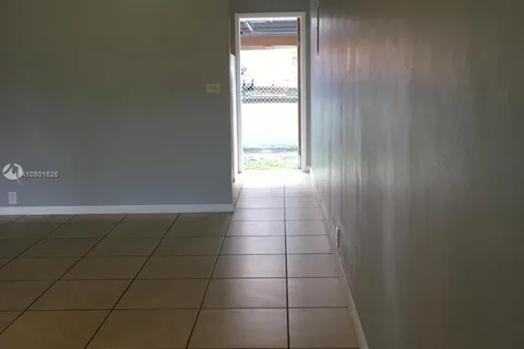 12605 NE 13th Ave # 4, North Miami FL 33161