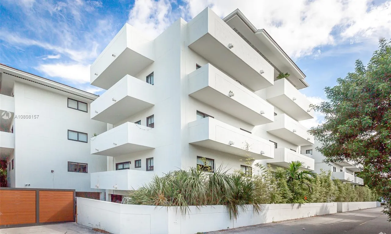 800 S Dixie Hwy # 206, Coral Gables FL 33146