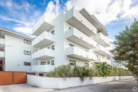 800 S Dixie Hwy # 206, Coral Gables FL 33146