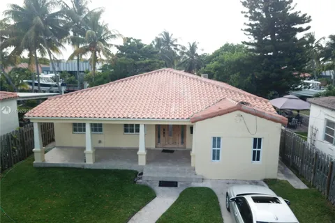 8070 Hawthorne Ave # 8070, Miami Beach FL 33141