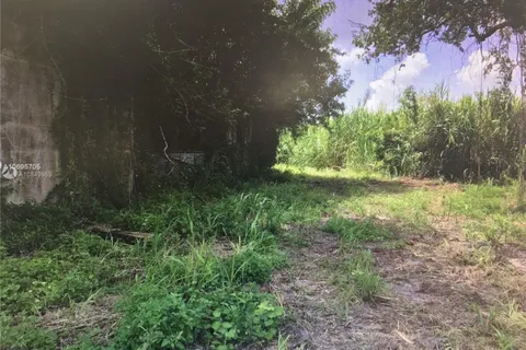 16892 204 st, Miami FL 33187