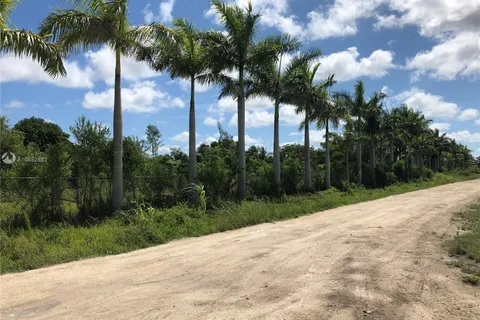 30-5828-000-1280, Unincorporated Dade County FL 33187