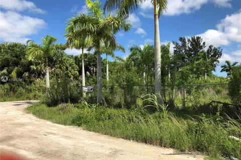 30-5828-000-1280, Unincorporated Dade County FL 33187
