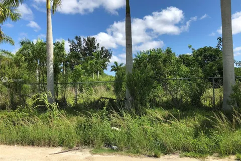 30-5828-000-1280, Unincorporated Dade County FL 33187