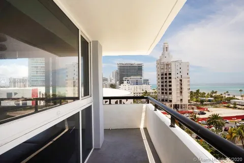 3200 Collins Ave # 1, Miami Beach FL 33140