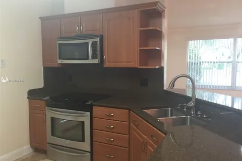 17202 SW 86th Ave, Palmetto Bay FL 33157