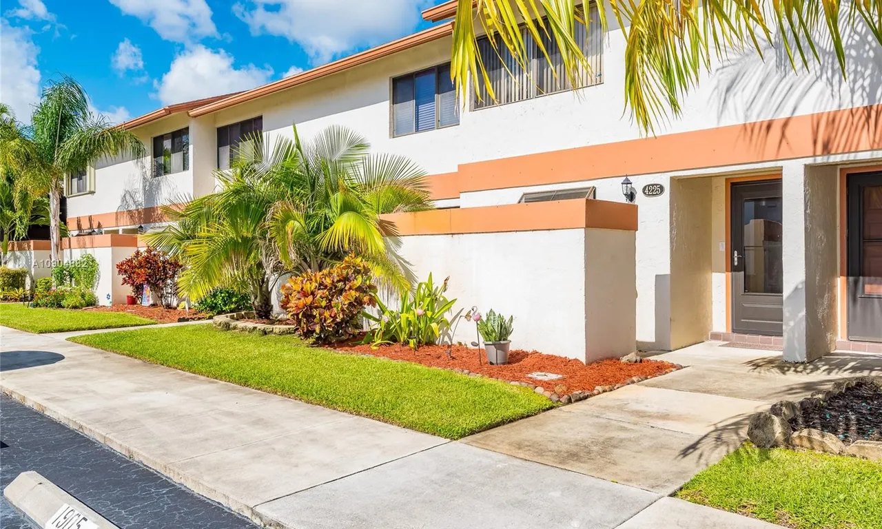 4225 SW 71st Way # 1905, Davie FL 33314