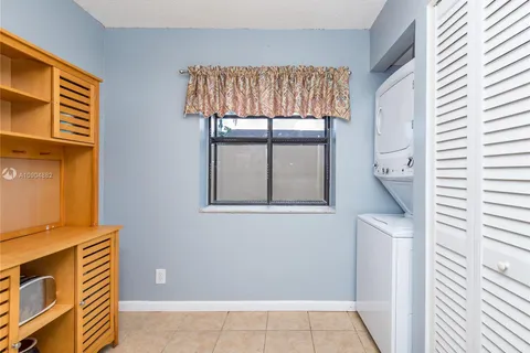 4225 SW 71st Way # 1905, Davie FL 33314