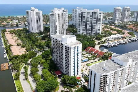 3640 Yacht Club Dr # 1102, Aventura FL 33180