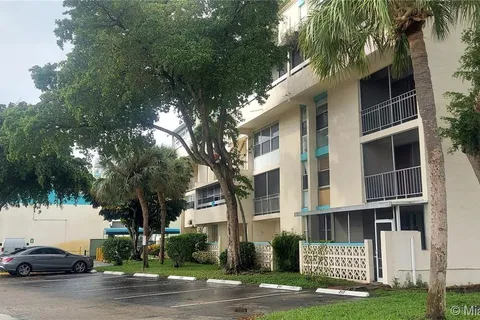 2029 NW 46th Ave # E107, Lauderhill FL 33313