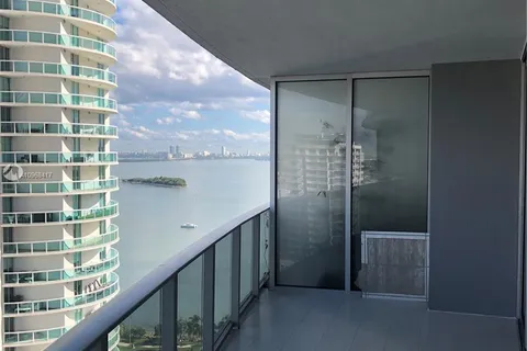 488 NE 18th St # 2005, Miami FL 33132