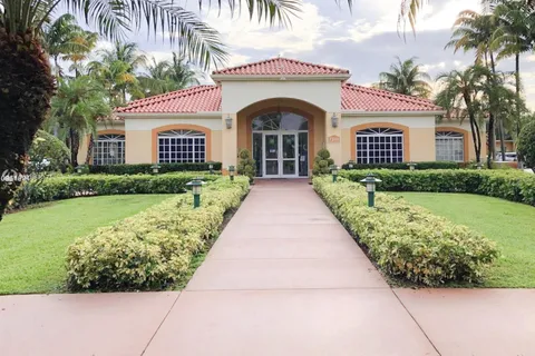7270 NW 114th Ave # 9, Doral FL 33178