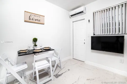 903 80th St # 2, Miami Beach FL 33141