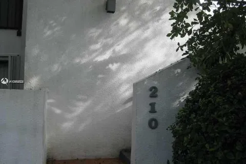 8301 SW 157 AV # 210, Miami FL 33193