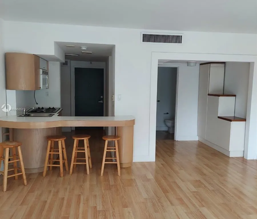 3301 NE 5 AV # 212, Miami FL 33137