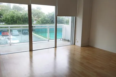 3301 NE 5 AV # 212, Miami FL 33137