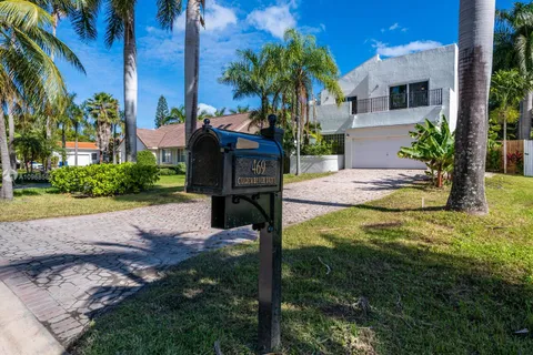 469 Golden Beach Dr, Golden Beach FL 33160