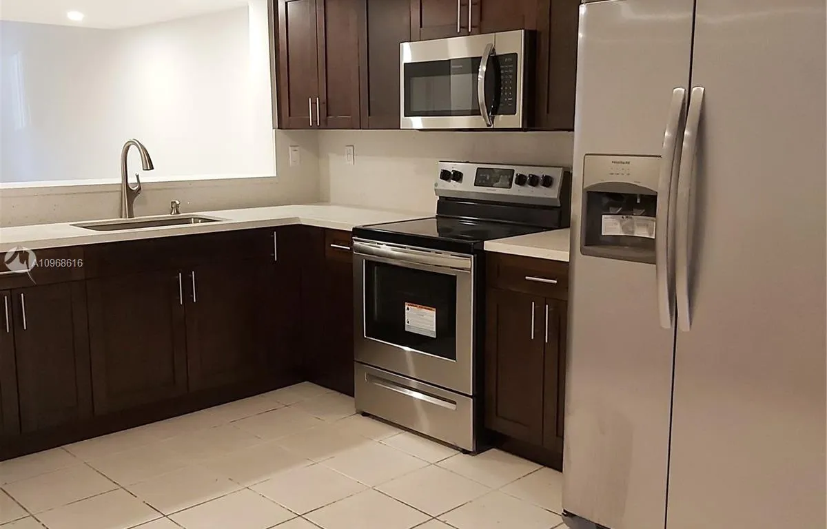 14911 SW 82nd Ter # 203, Miami FL 33193